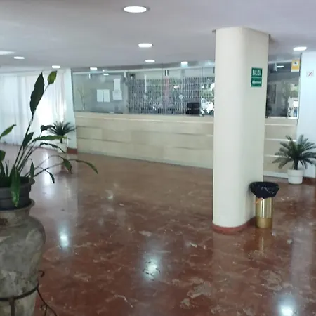 Iris 25 Apartman Benalmádena